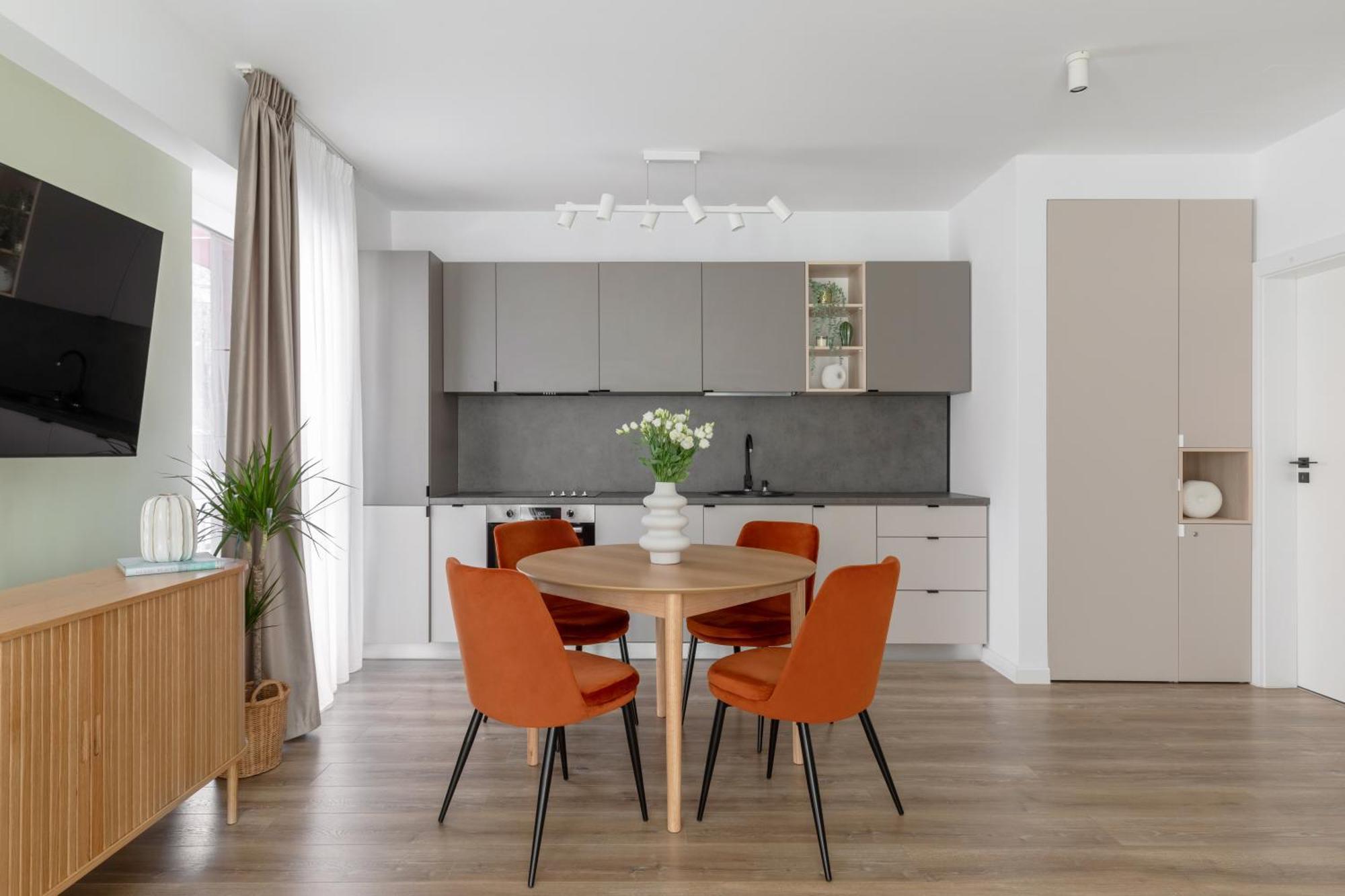 Dream Garden Apartment With Free Parking Sinaia Eksteriør billede