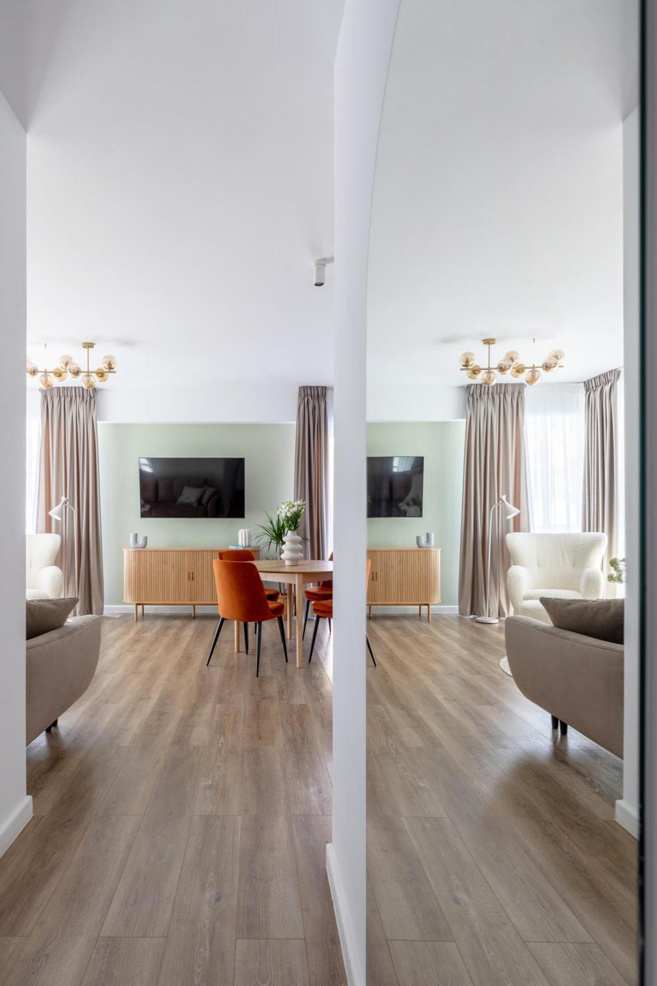 Dream Garden Apartment With Free Parking Sinaia Eksteriør billede