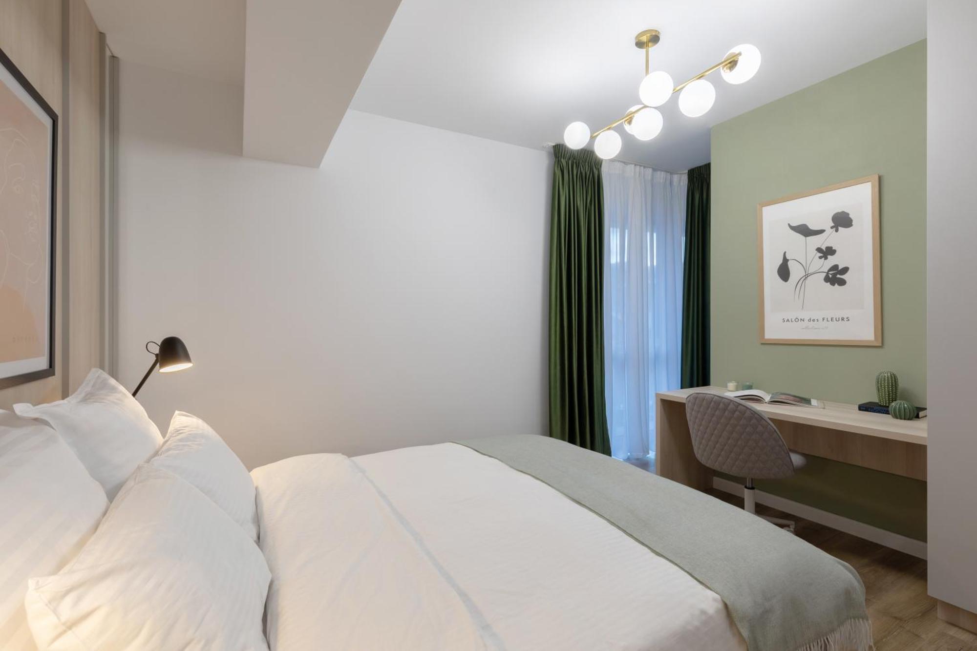 Dream Garden Apartment With Free Parking Sinaia Eksteriør billede